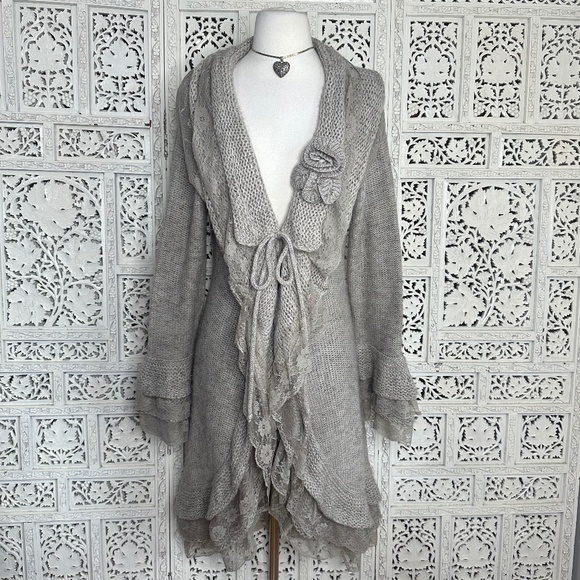 Emma G Gray Y2k Style Wool Blend Longline Lace & Ruffle Flowy Lace Cardigan - Picture 1 of 11